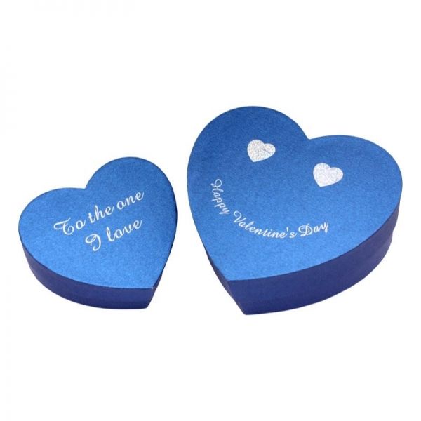 Custom-made heart shape boxes with silver hot stamping logo