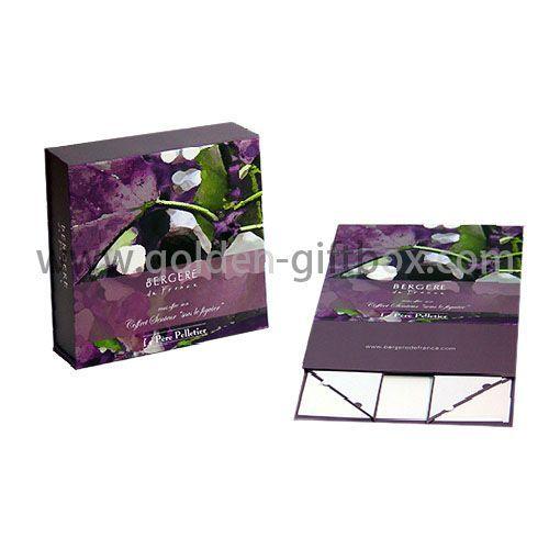 Personalized magnetic closure/ribbon bow closure luxury foldable skin care set packaging box