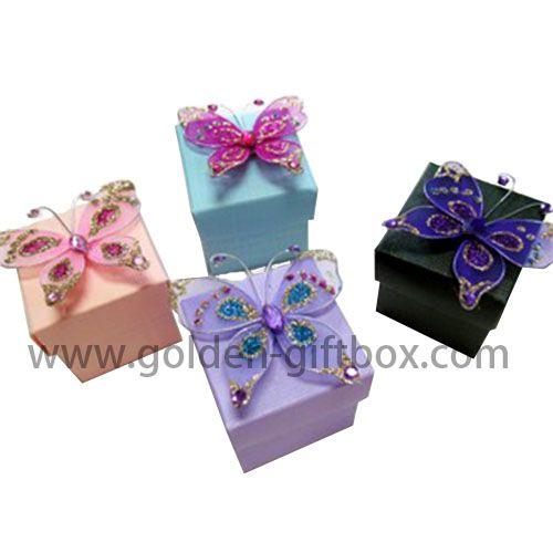 Pretty transparent butterfly gift box packing box 